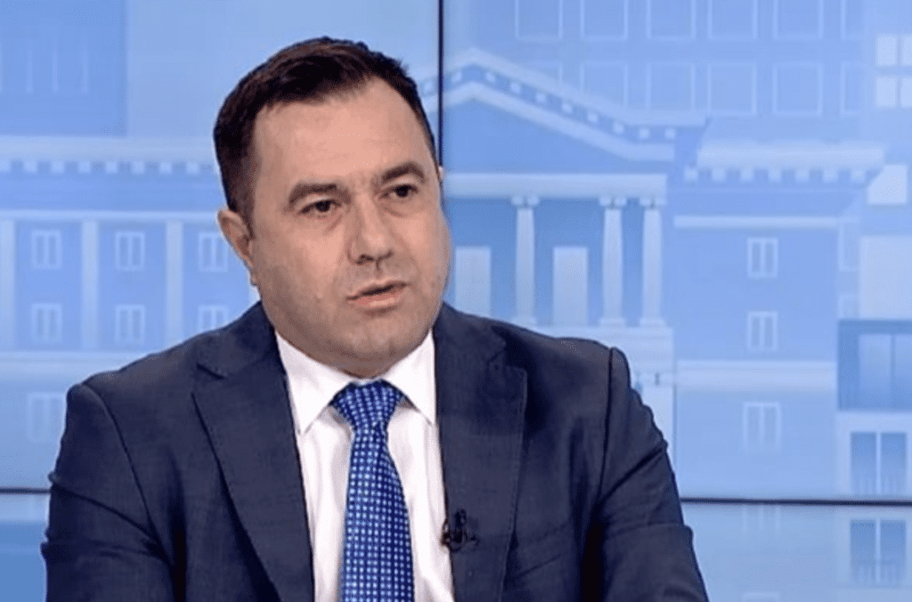 Пламен Младеновски: Топлофикациите искат много, за да им се даде нещо