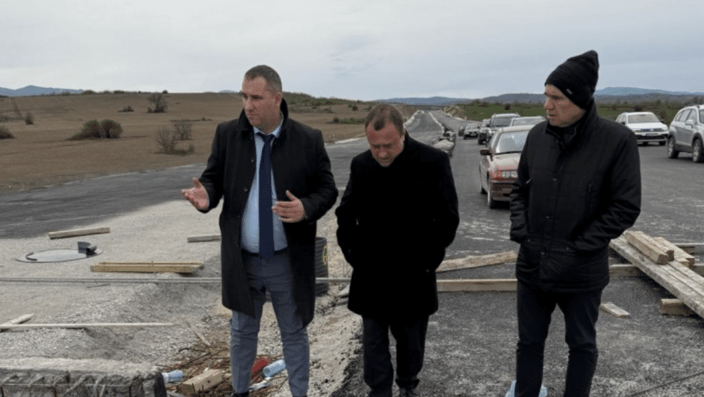 Вдигат глобите, слагат черни точки по пътищата