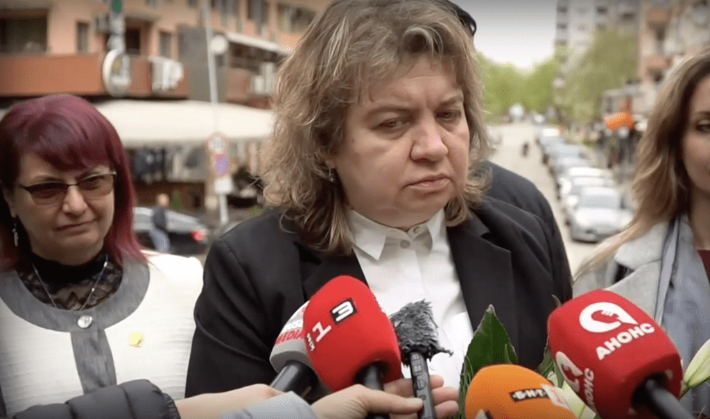 Киселова: Правителството ще остане на власт, докато има доверие в мнозинството