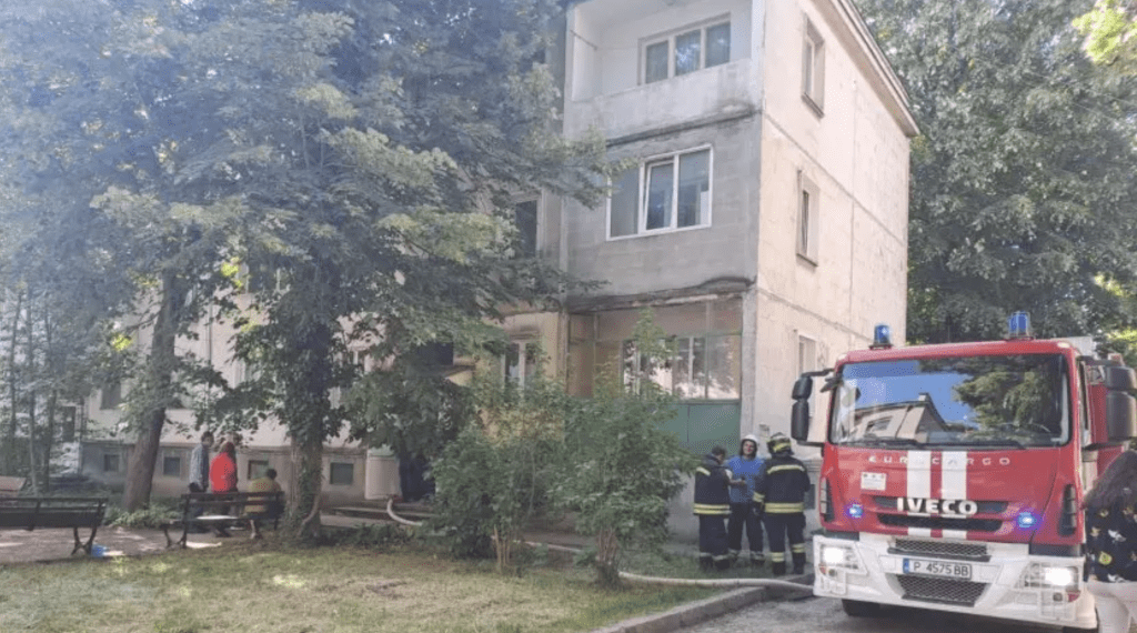 Възрастен мъж загина при пожар в Русе