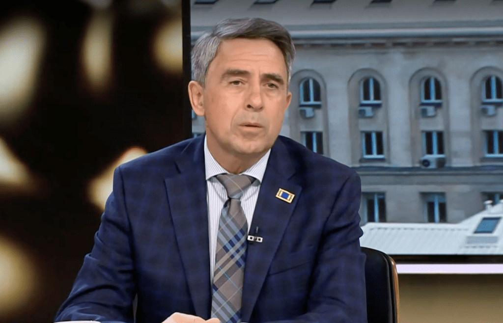 Плевнелиев: Президентът стартира противоконституционен и незаконен референдум