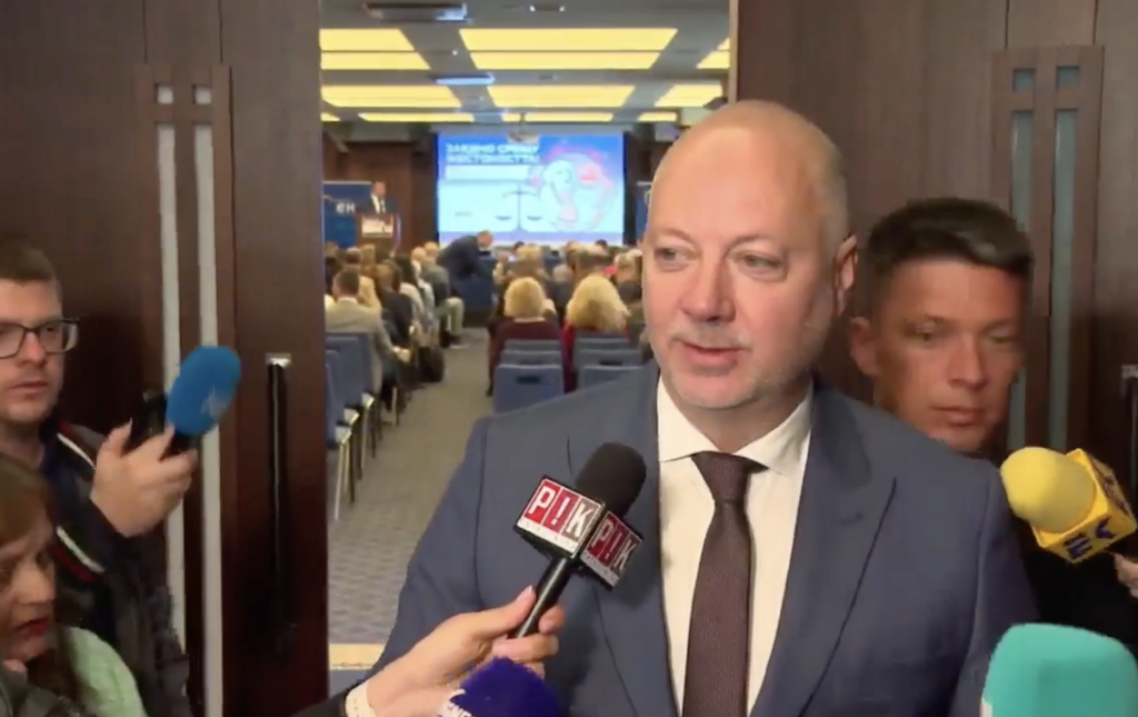 Премиерът Желязков призова президента да преразгледа намерението си за референдум
