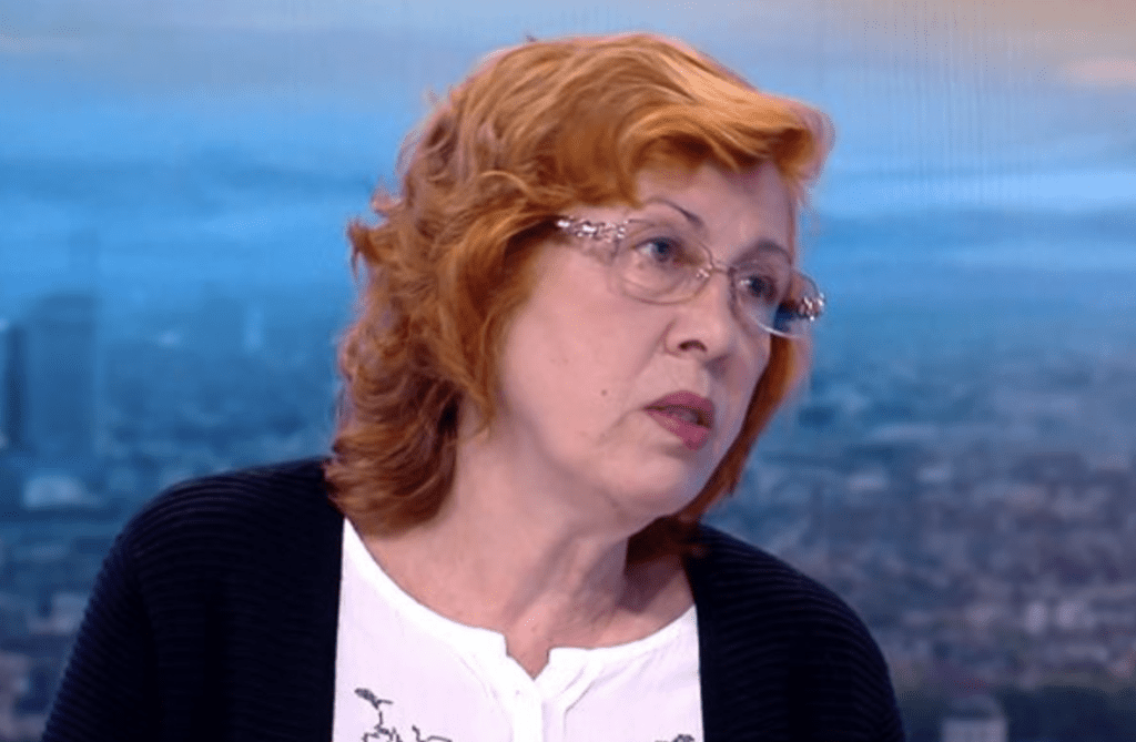 Майката на Иван Димитров-Нав: Убиецът ми направи „последно предупреждение“