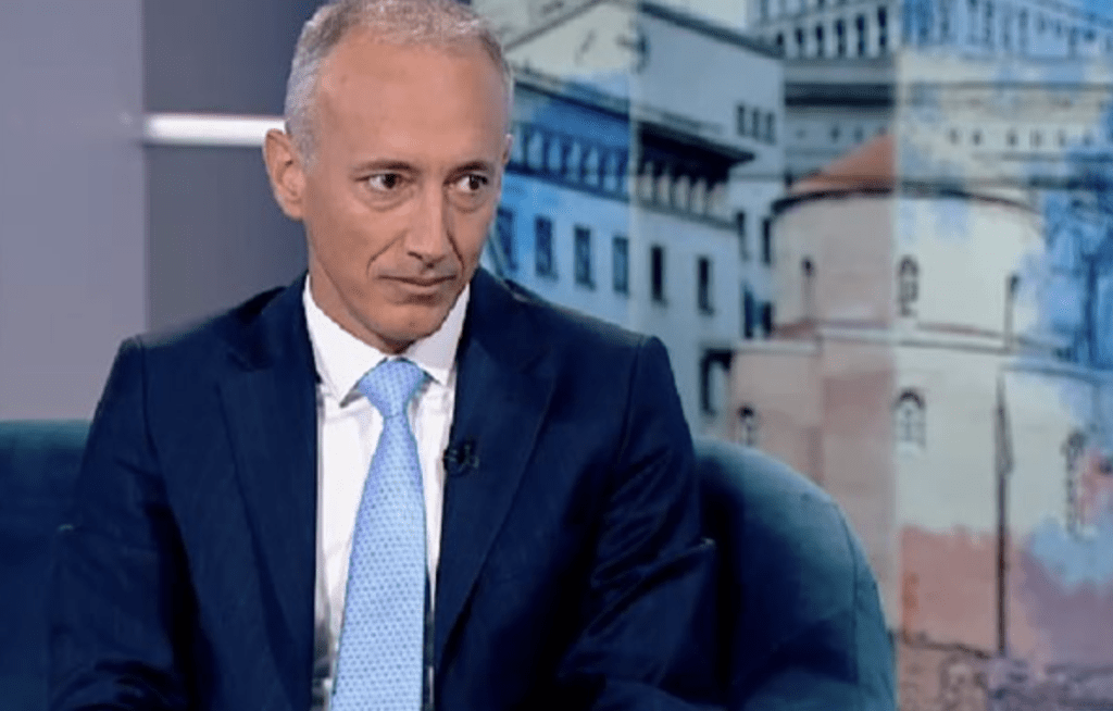 Красимир Вълчев: Не можем да отложим матурите
