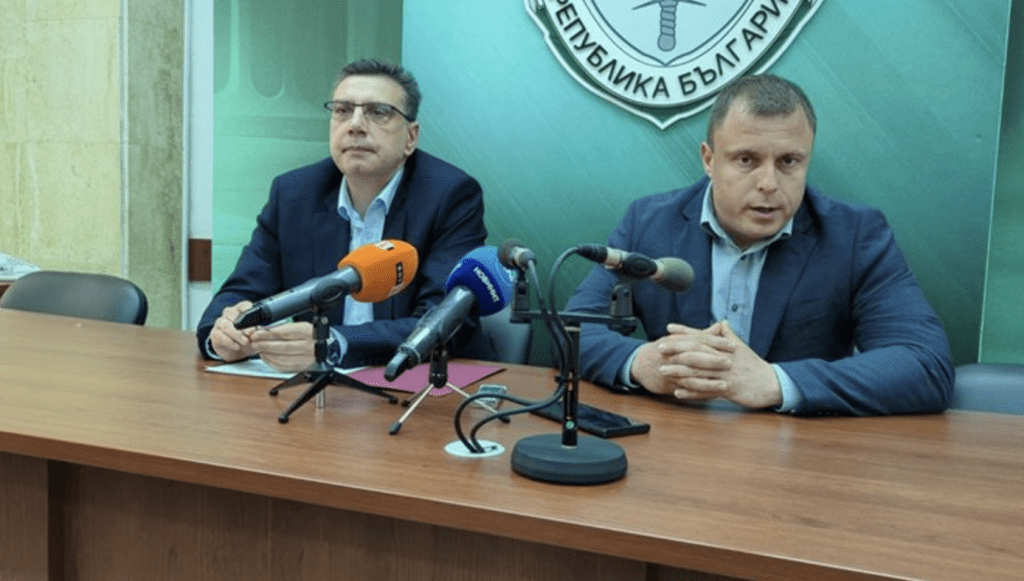 Засечка на пистолета осуетила самоубийството на бившия надзирател, който застреля зет си край Поморие
