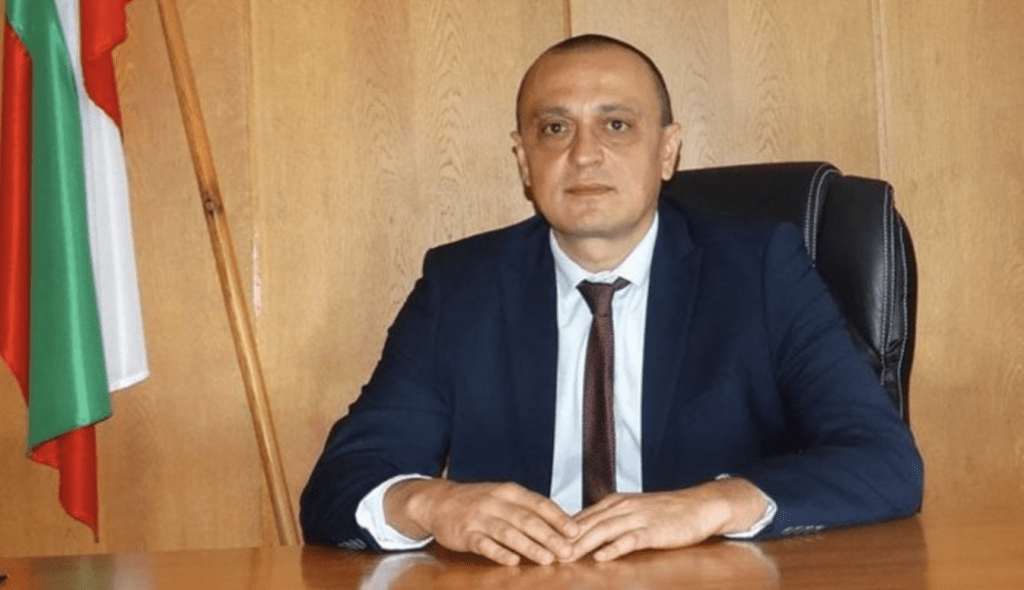 Заради 30 000 икони и 50 000 балона срещу катастрофи Калоян Милтенов вече не е зам.-шеф на полицията