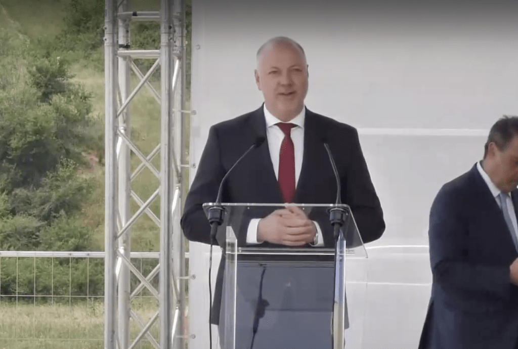 Желязков: Вертикалният газов коридор има политическата символика