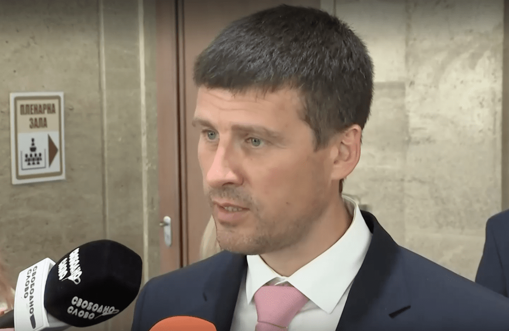 „Величие“ внесе вот на недоверие на тема „Екология“