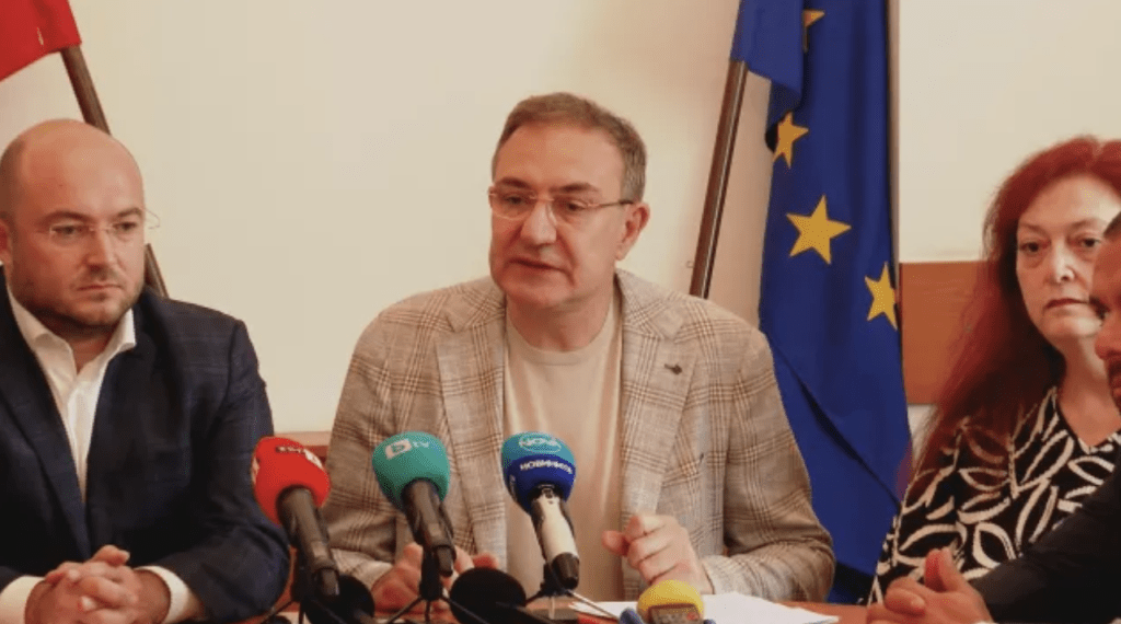 Държавата извежда над 130 потребители от три незаконни хосписа във Варна