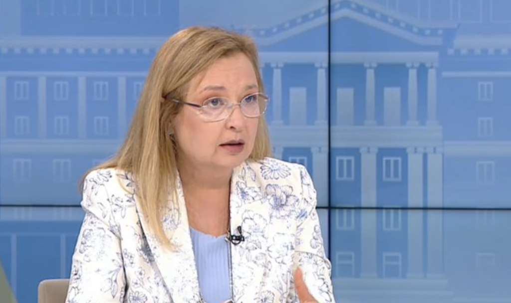 Зорница Русинова: Възрастта за пенсия засега няма да расте над 65 г.