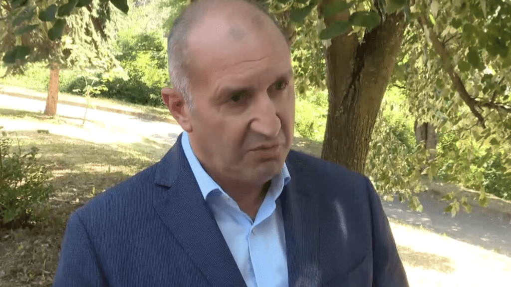 Радев: Трябва да бъдем много внимателни да не допуснем България да бъде въвлечена в конфликтите