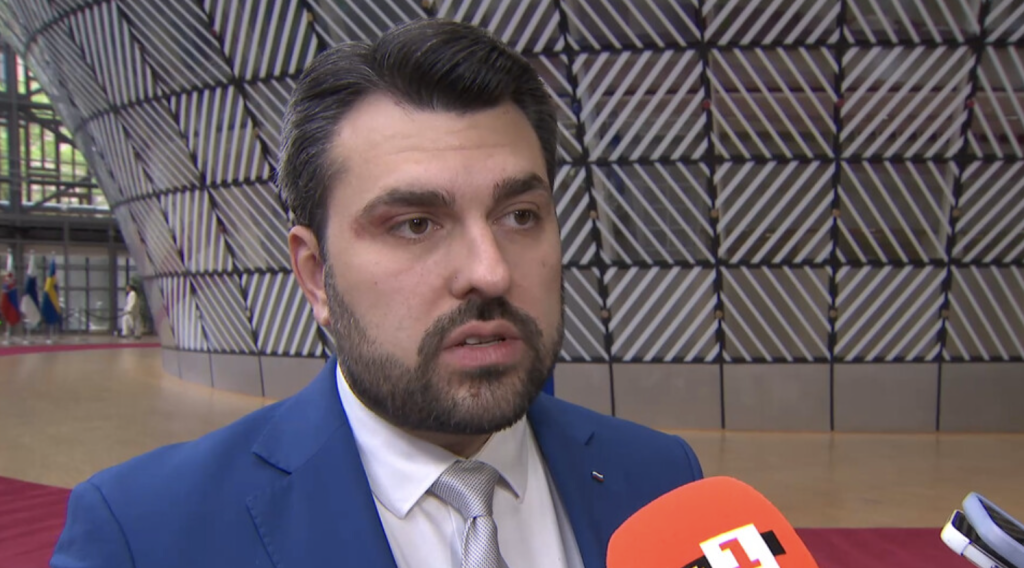 Георг Георгиев: „Възраждане“ внесоха вота на недоверие по тъмно, явно се смущават от нещо