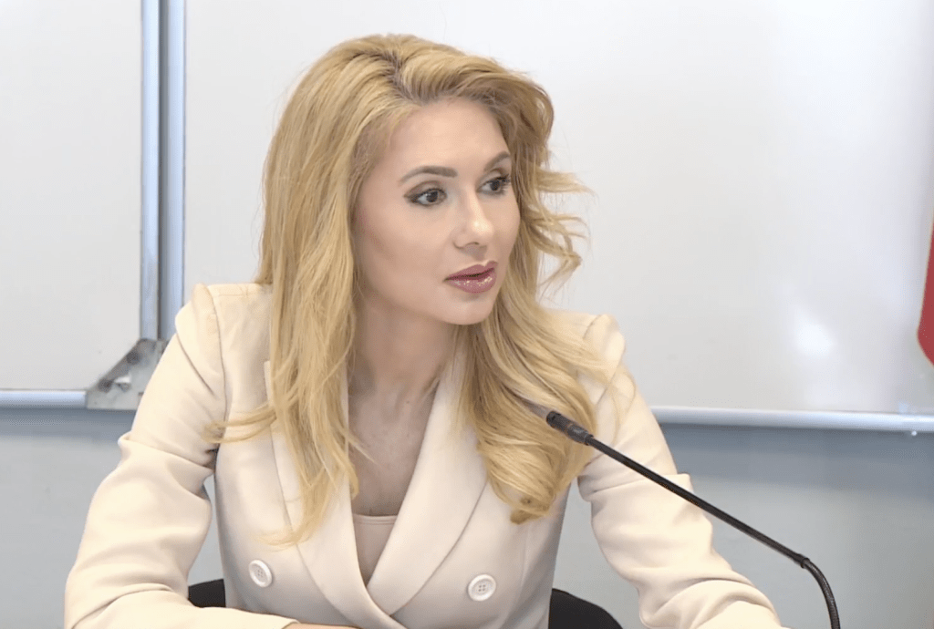 Мария Филипова ще бъде изслушана в ресорната комисия на 2 септември