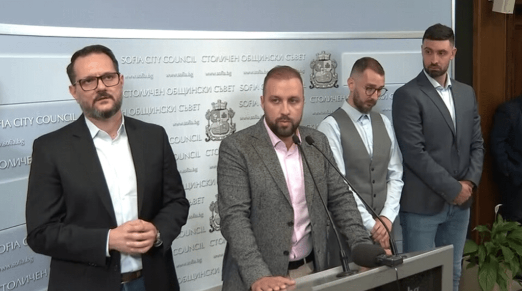 Районните кметове и съветниците от ПП, напуснали партията: Отказваме да бъдем част от схеми