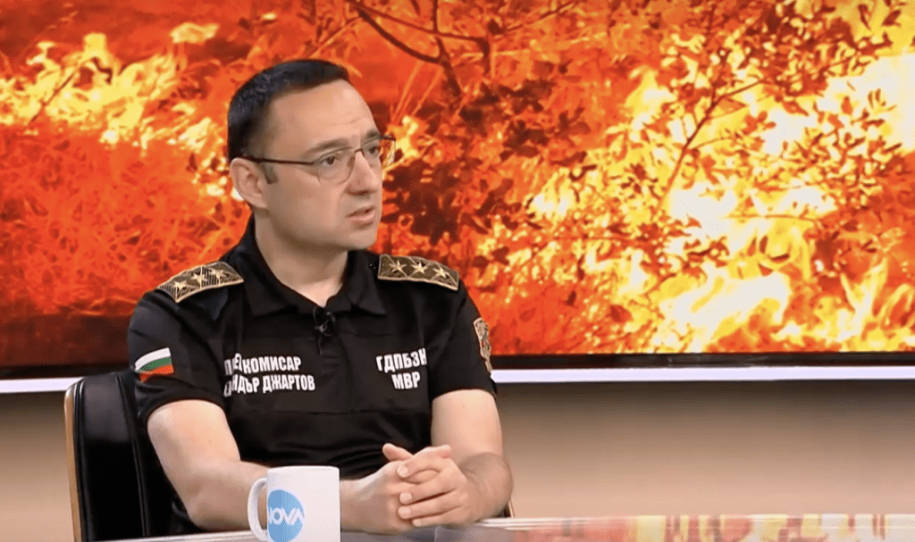 Джартов: Само за месец пожарите в страната са се увеличили четири пъти