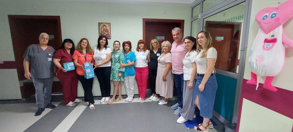 Жените от ДПС – Русе с дарение за младите майки в града