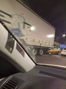 Камион и две коли се удариха в тунел на магистрала "Хемус"