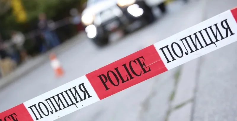 Съпругата на служител на МВР е открита мъртва в дома си в град Първомай