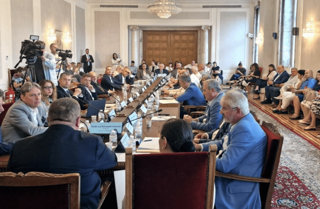 Здравната комисия подкрепи пълна забрана на райския газ извън медицината