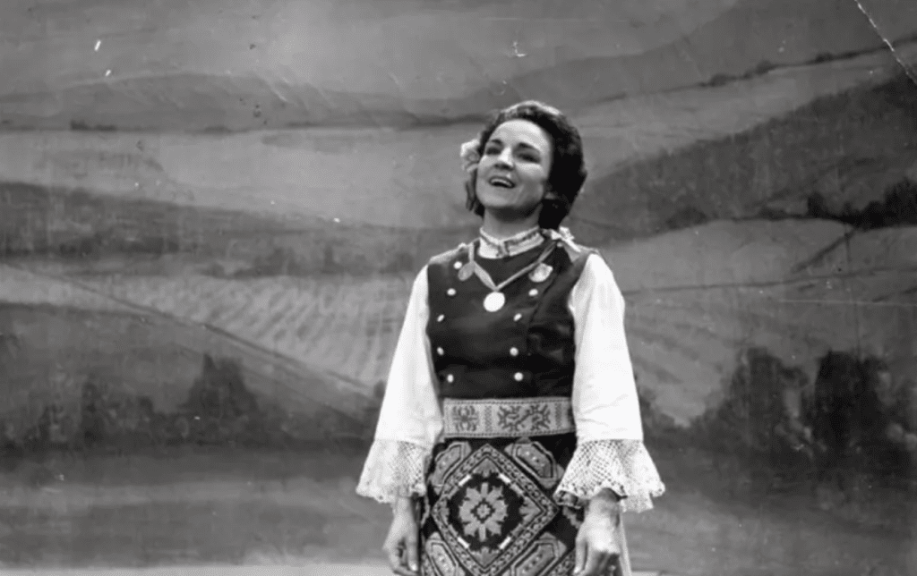 Почина легендарната изпълнителка на „Лале ли си, зюмбюл ли си“