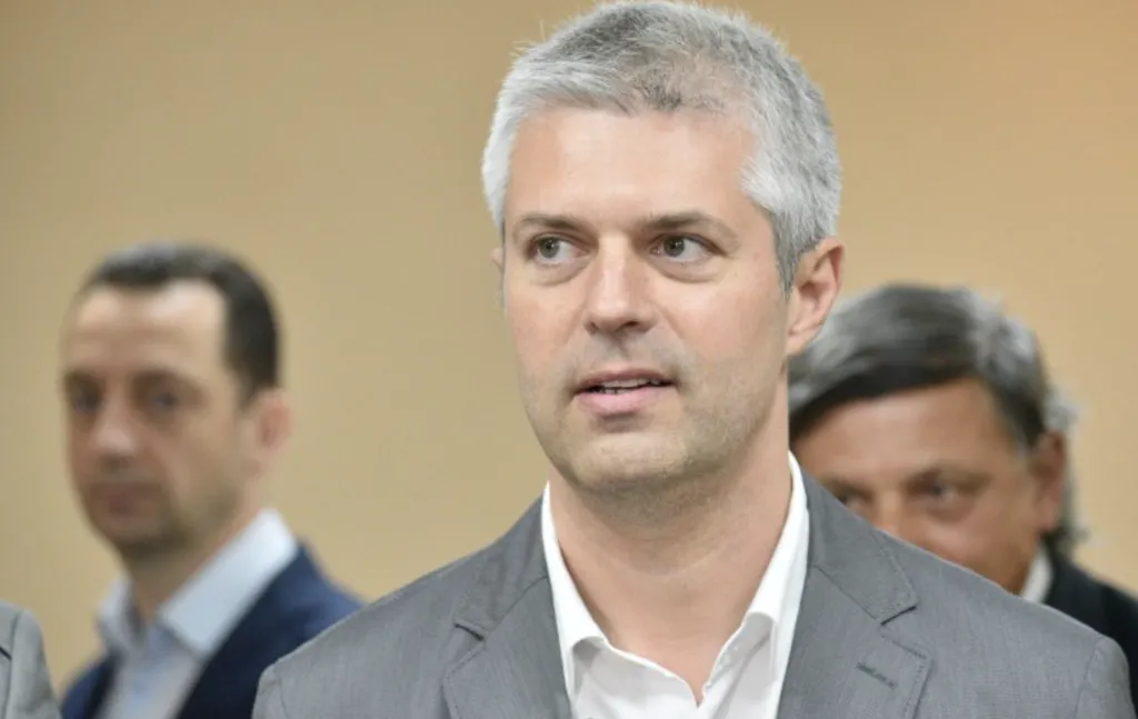 Благомир Коцев с писмо от ареста: Прокуратурата да ме отстрани от поста, пак ще спечеля изборите