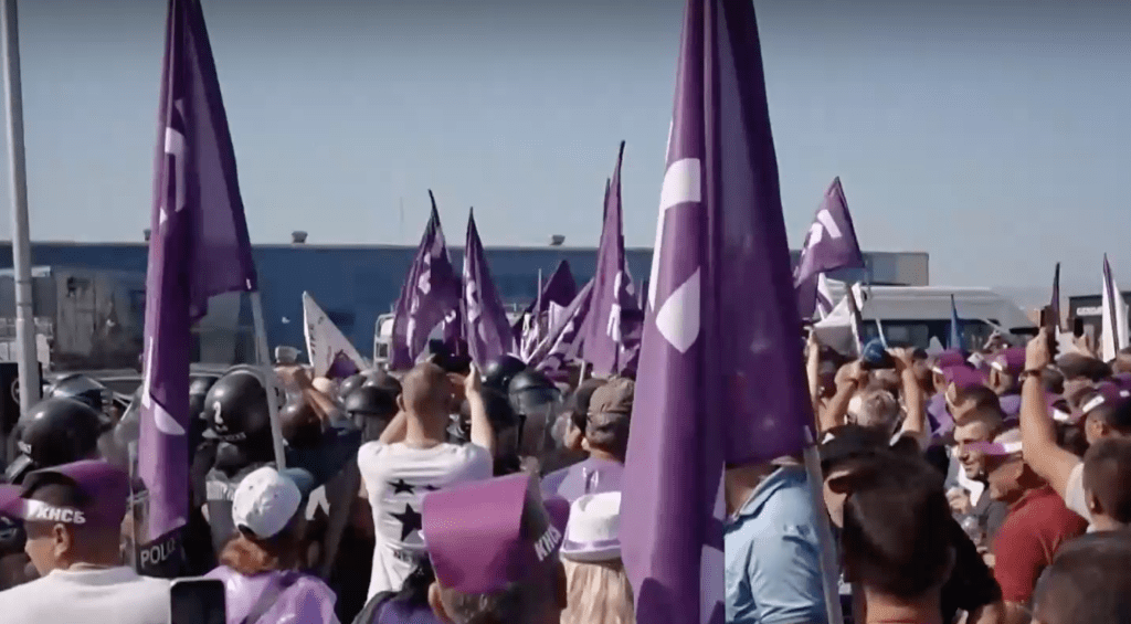 Протестът на АМ „Тракия“ е прекратен, земеделският министър ще изпълни исканията