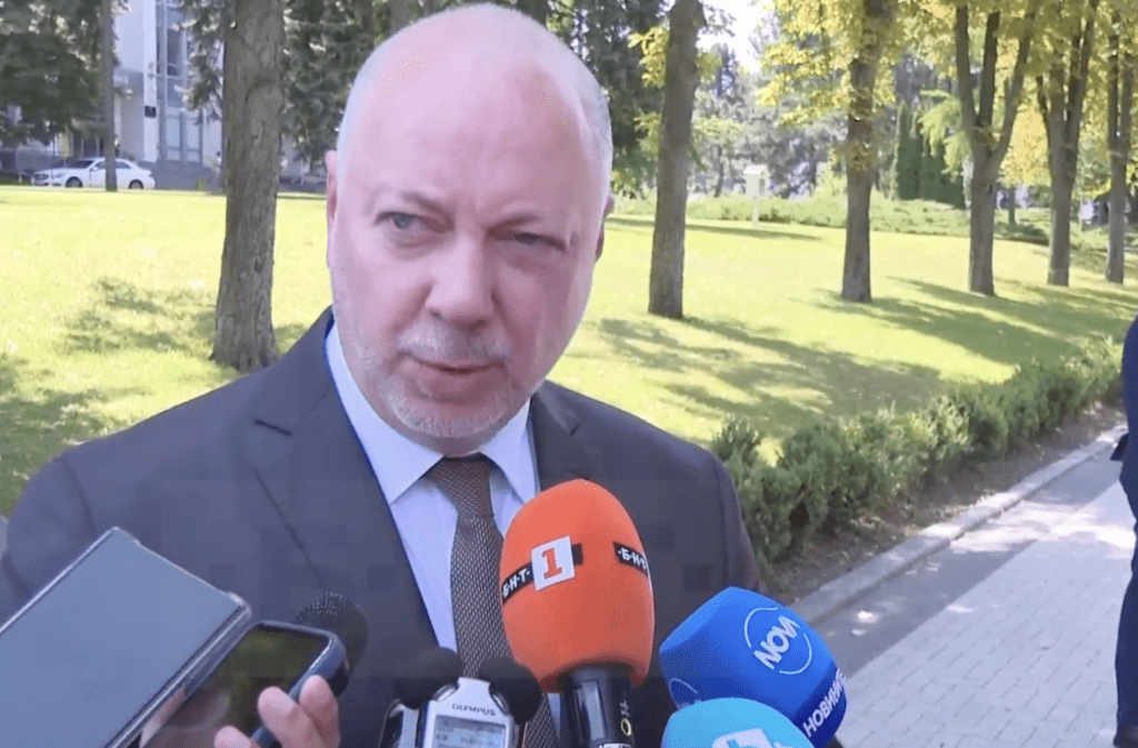 Желязков: Новините за пожарите у нас, по мои указания, се дават само и единствено от Щаба