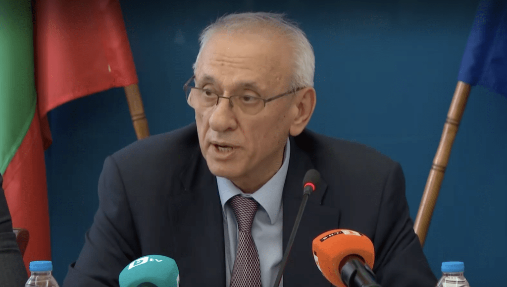 Силви Кирилов: Въвеждаме стимули за медици в малките населени места