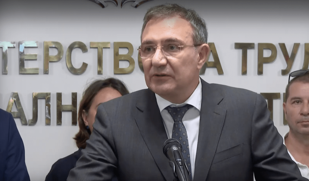 Социалното министерство дава 14 млн. лева за техника и екипировка за доброволци при бедствия