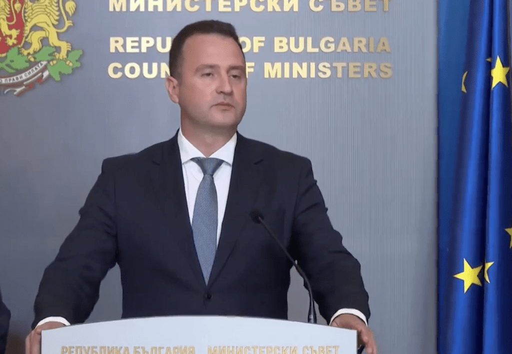 Станков: Поехме ангажимент да командироваме експерти, които ще консултират областната управа в Бургас