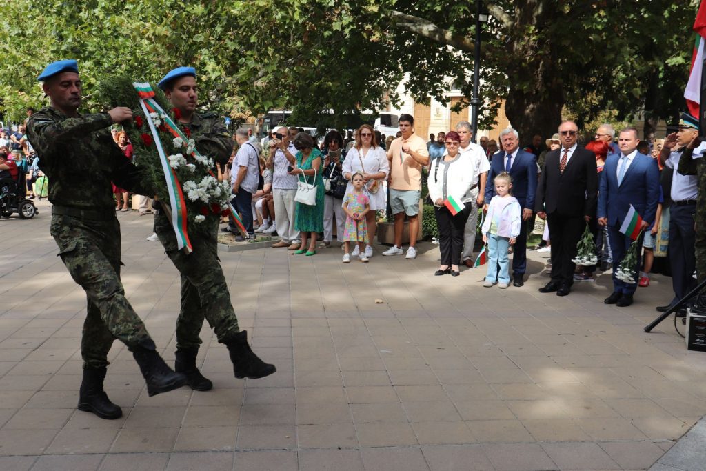Русенци отбелязаха 140 години от Съединението