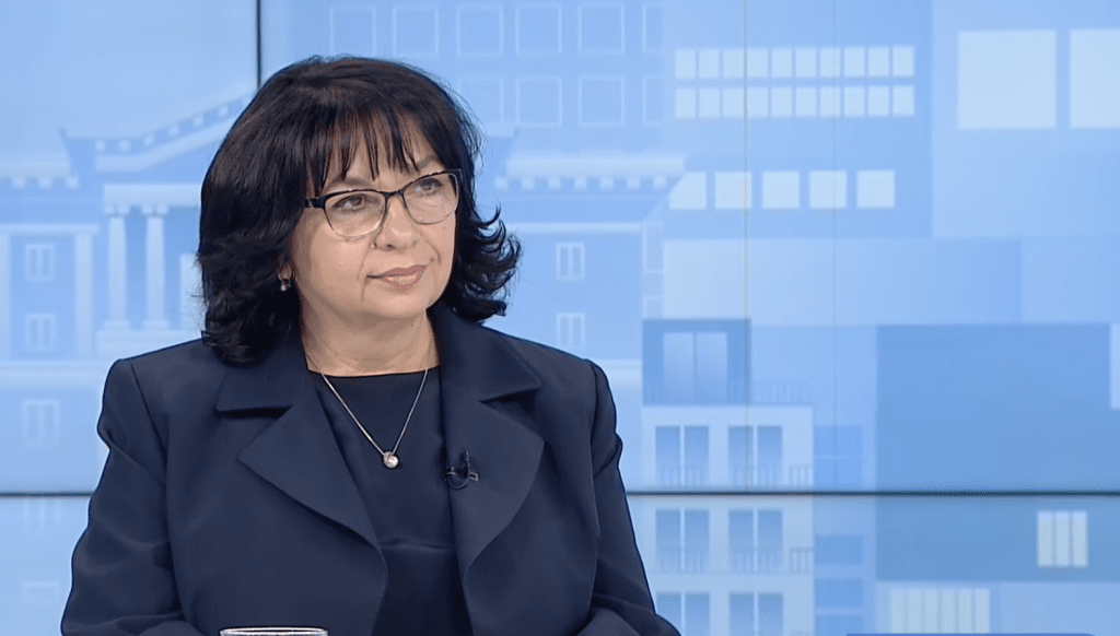 Петкова: 4-те години политическо безвремие и безотговорност дадоха отражение върху финансите