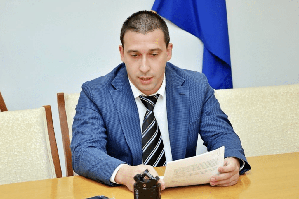 Областният управител на Плевен е освободен от поста си
