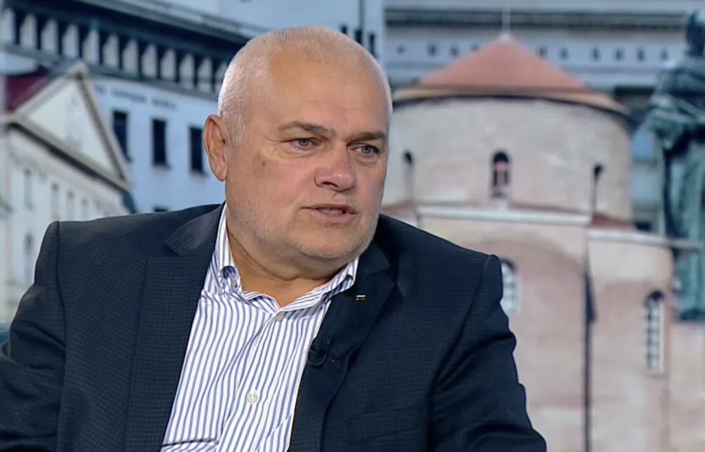 Валентин Радев: Опозицията говори за „завладяна държава“, но и тя арестува лидера на своите опоненти