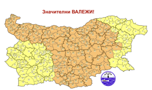 Жълт и оранжев код за обилни валежи в цялата страна
