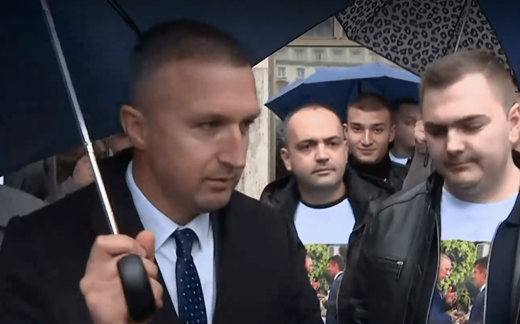 Протест пред сградата на Антикорупционната комисия