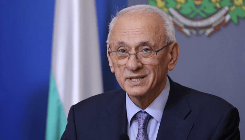 Силви Кирилов: Tвърденията за „десетократно завишени цени“ при обществената поръчка за скринингови тестове не са истината