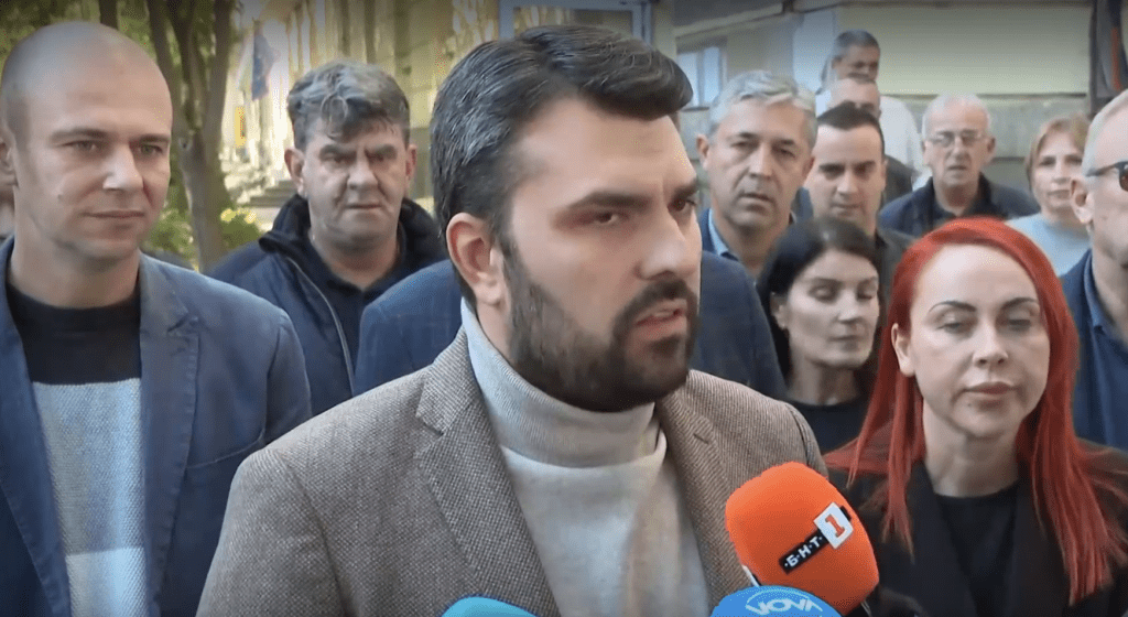 Георг Георгиев: Само ГЕРБ да се нагърбва с всичко – не може
