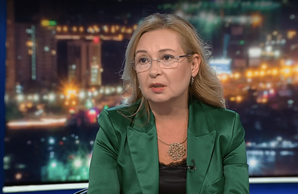 Зорница Русинова: Новият бюджет на страната, който ще бъде в евро, е голямо предизвикателство