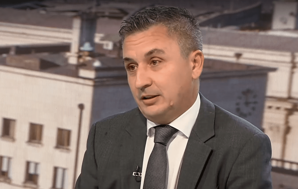 Александър Николов: България да поиска от ръководството на „Лукойл“ достъп до капиталовите потоци