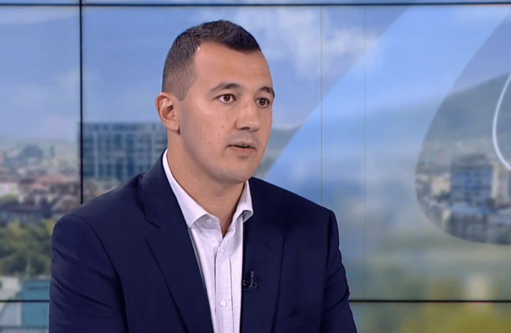 Габриел Вълков: Ротацията на Киселова не е унижение за БСП