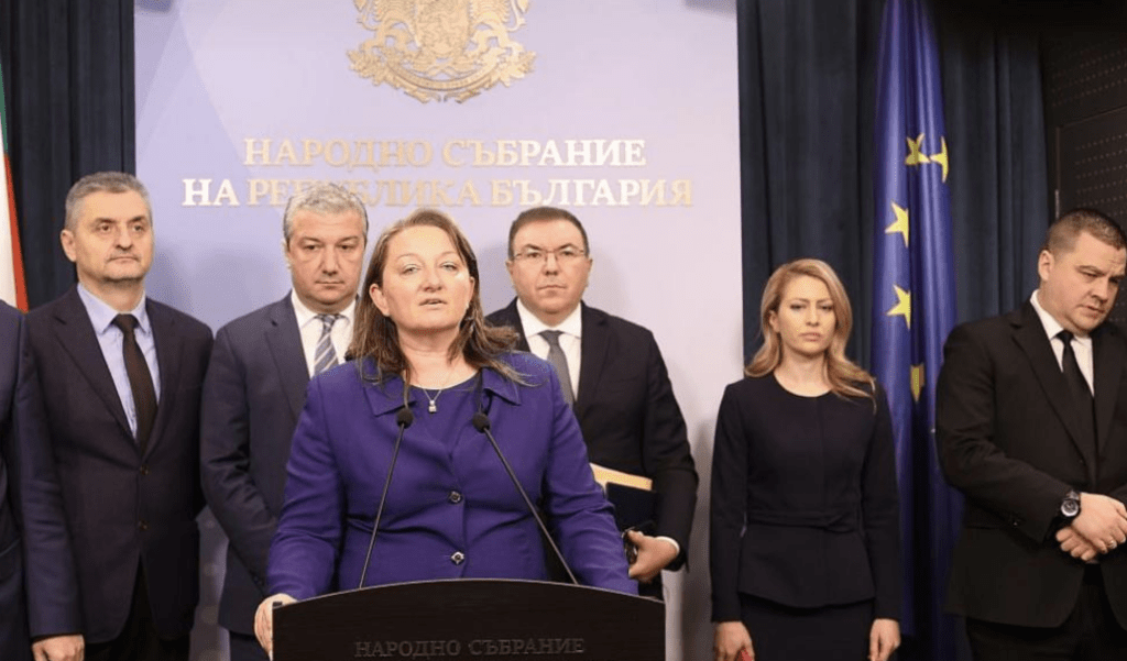 Съветът за съвместно управление се събира на извънредно заседание