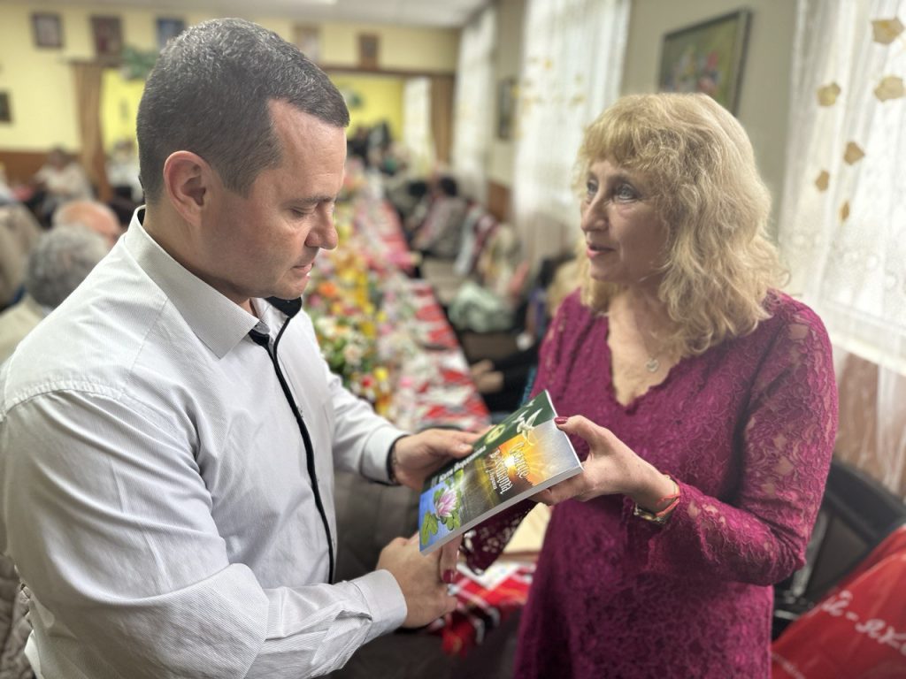 Пенчо Милков поздрави Пенсионерски клуб „Надежда“ в Николово за юбилея му