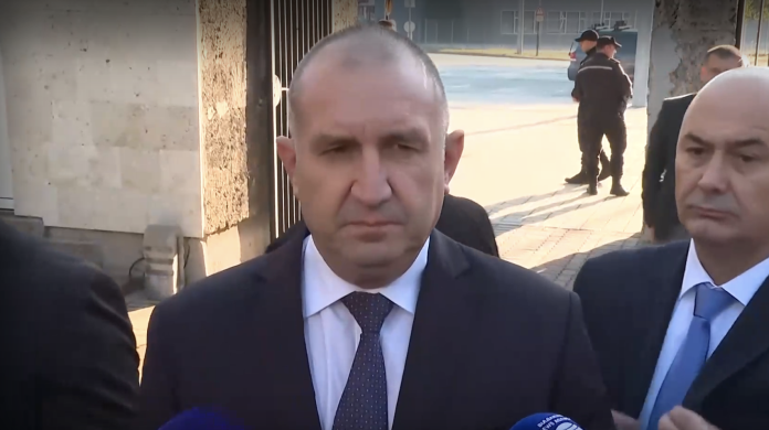 Румен Радев