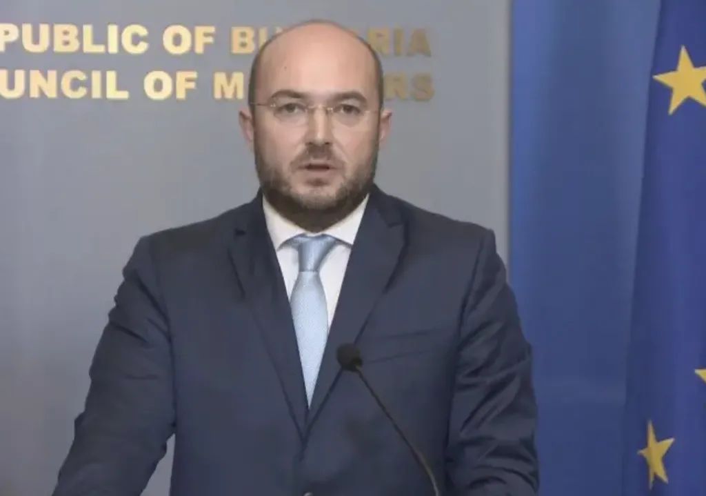 Правосъдният министър разпореди проверка и временно отстраняване на началника на затвора в София