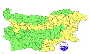 Жълт код за силен вятър е обявен в половин България
