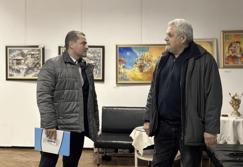 Пенчо Милков откри изложбата „Зимно настроение“ на Дружеството на русенските художници
