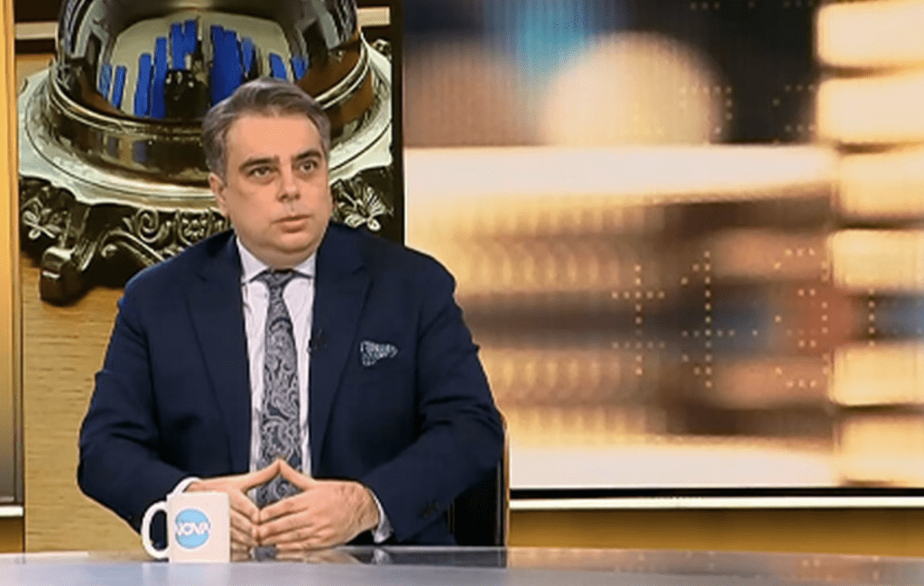 Асен Василев: Протестът срещу новия бюджет ще бъде мирен, но ще се блокира парламента