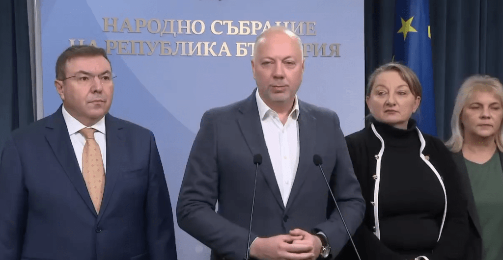 Желязков: Нека опозицията да прояви разум, ще седнем на масата на разговорите