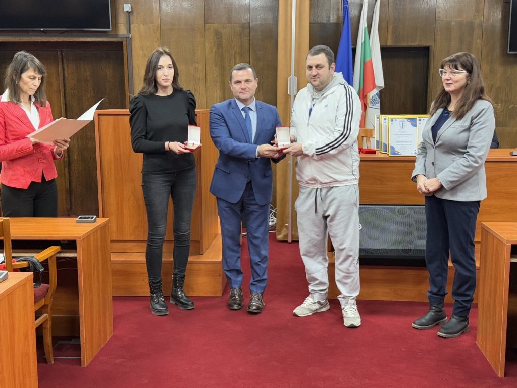 Първенци в Ученическите игри бяха наградени от кмета Пенчо Милков